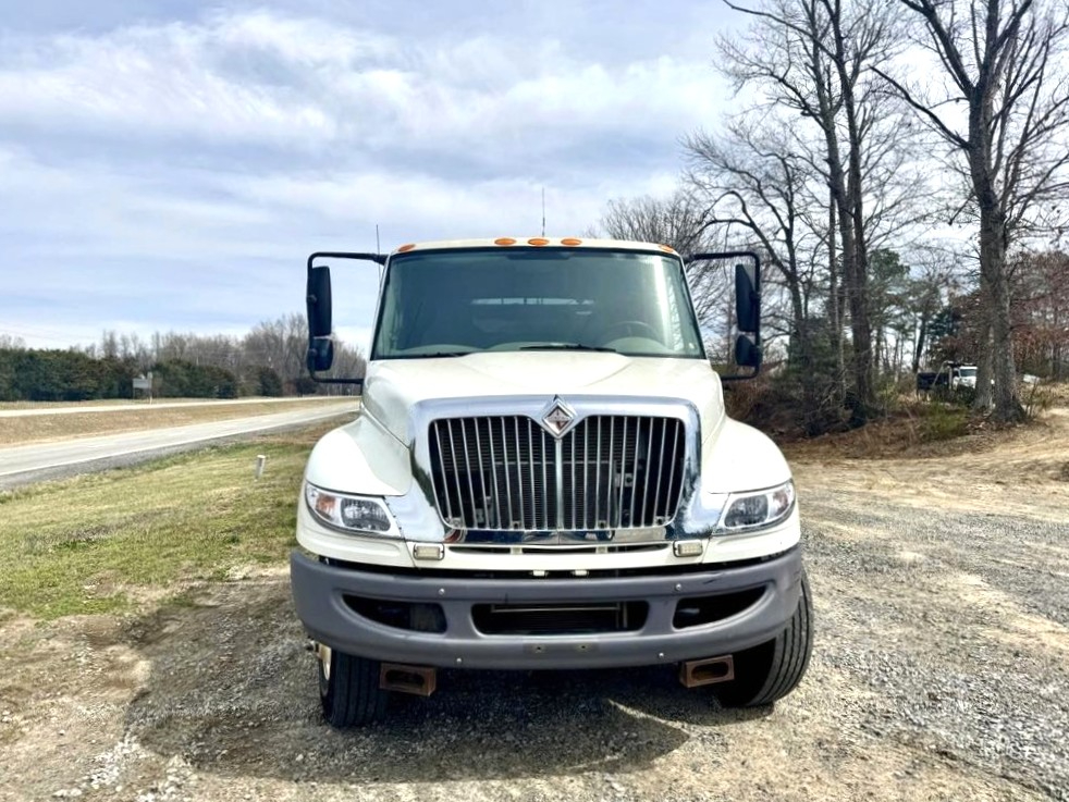 2010 INTERNATIONAL 4400 - Image 9